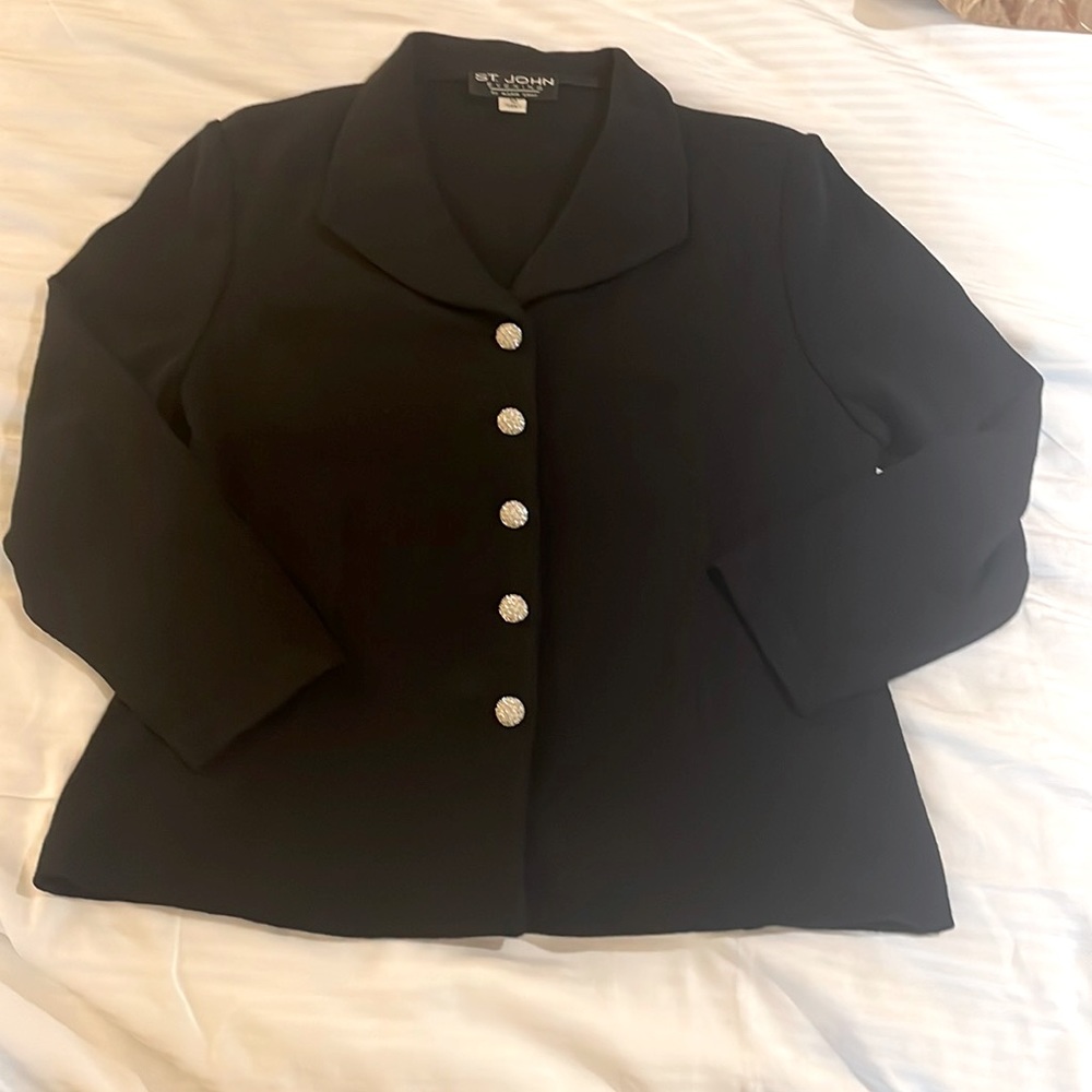 ST. JOHN EVENING by Marie Gray classic Santana knit sweater w/Rhinestone buttons